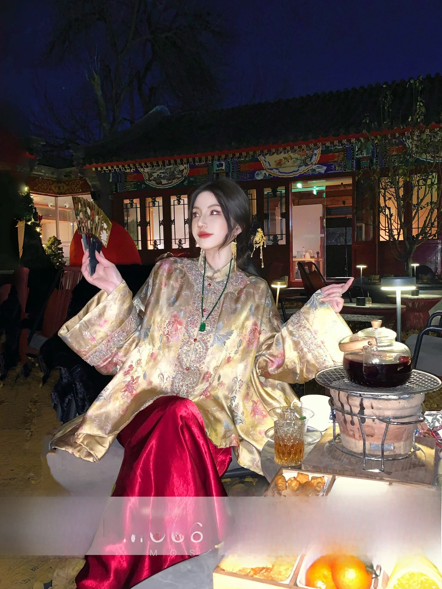 

New Chinese Sle Silk Embroidery Diamond Cotton Jaet MOSS STUDIO 00 Silk Human Silk Drill Thiened Winter Coat