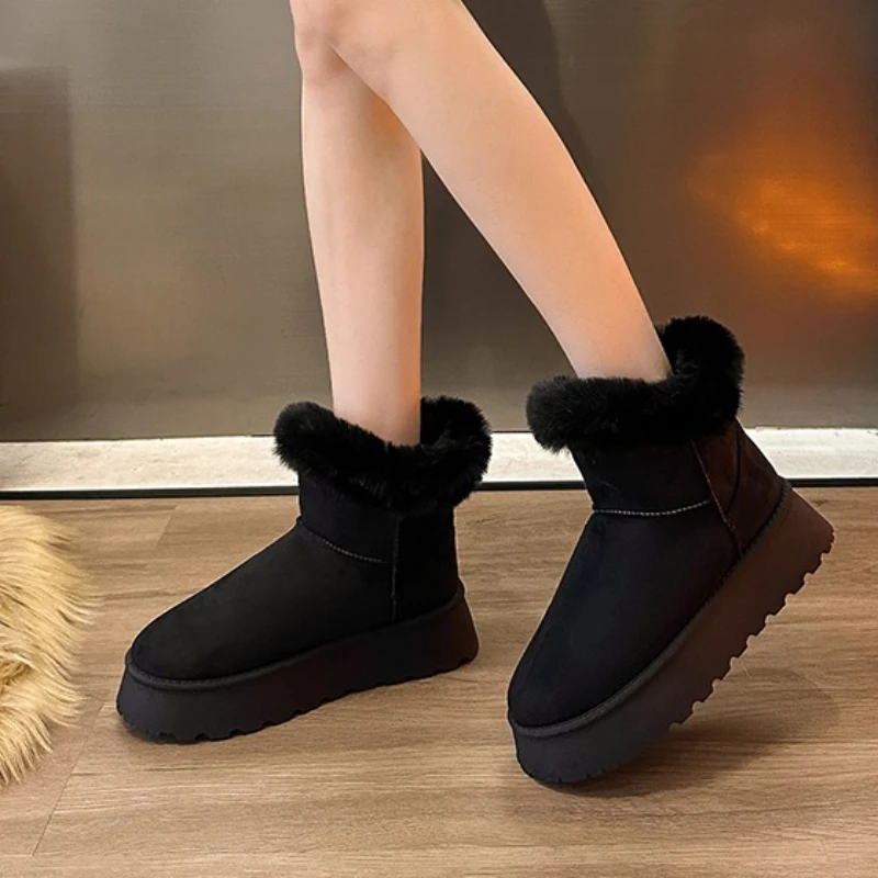 

Женские модные плюшевые зимние ботинки на толстой подошве 2026. Теплые повседневные дизайнерские женские короткие ботинки. Элегантные уличные женские ботинки челси.