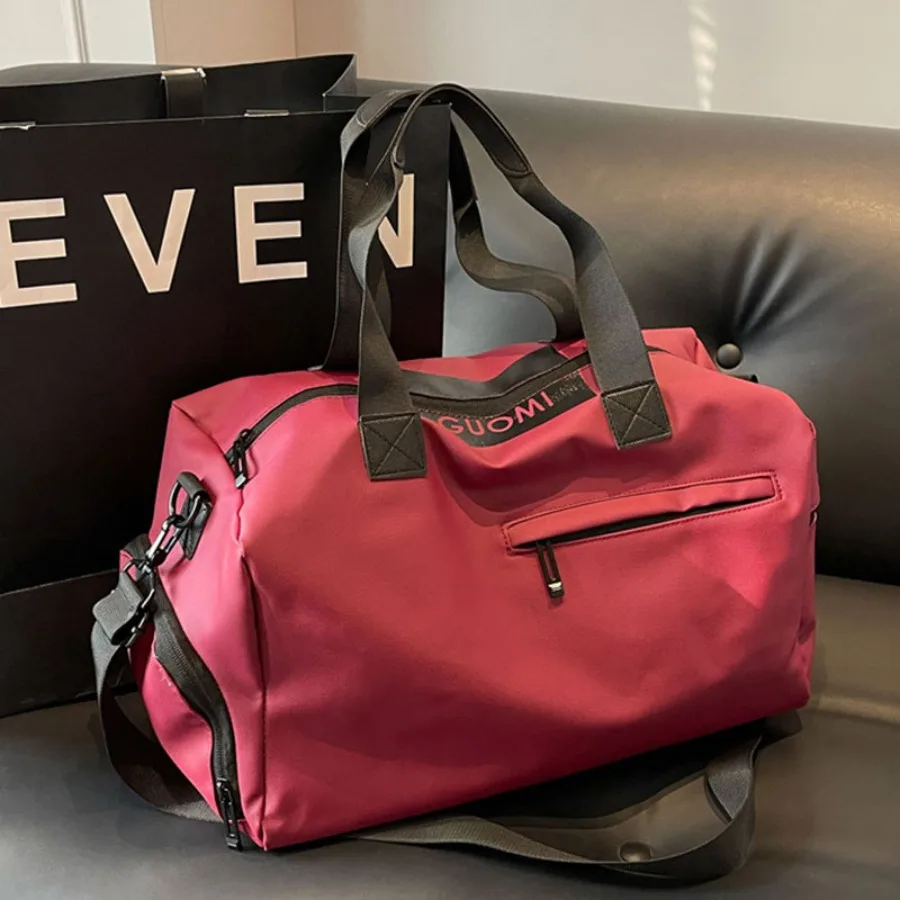 

【Новый стиль】Спортивная сумка для фитнеса, мужская маленькая водонепроницаемая сумка для плавания, дорожная сумка, женская дорожная сумка большой вместимости, ручная сумка-кроссбоди.