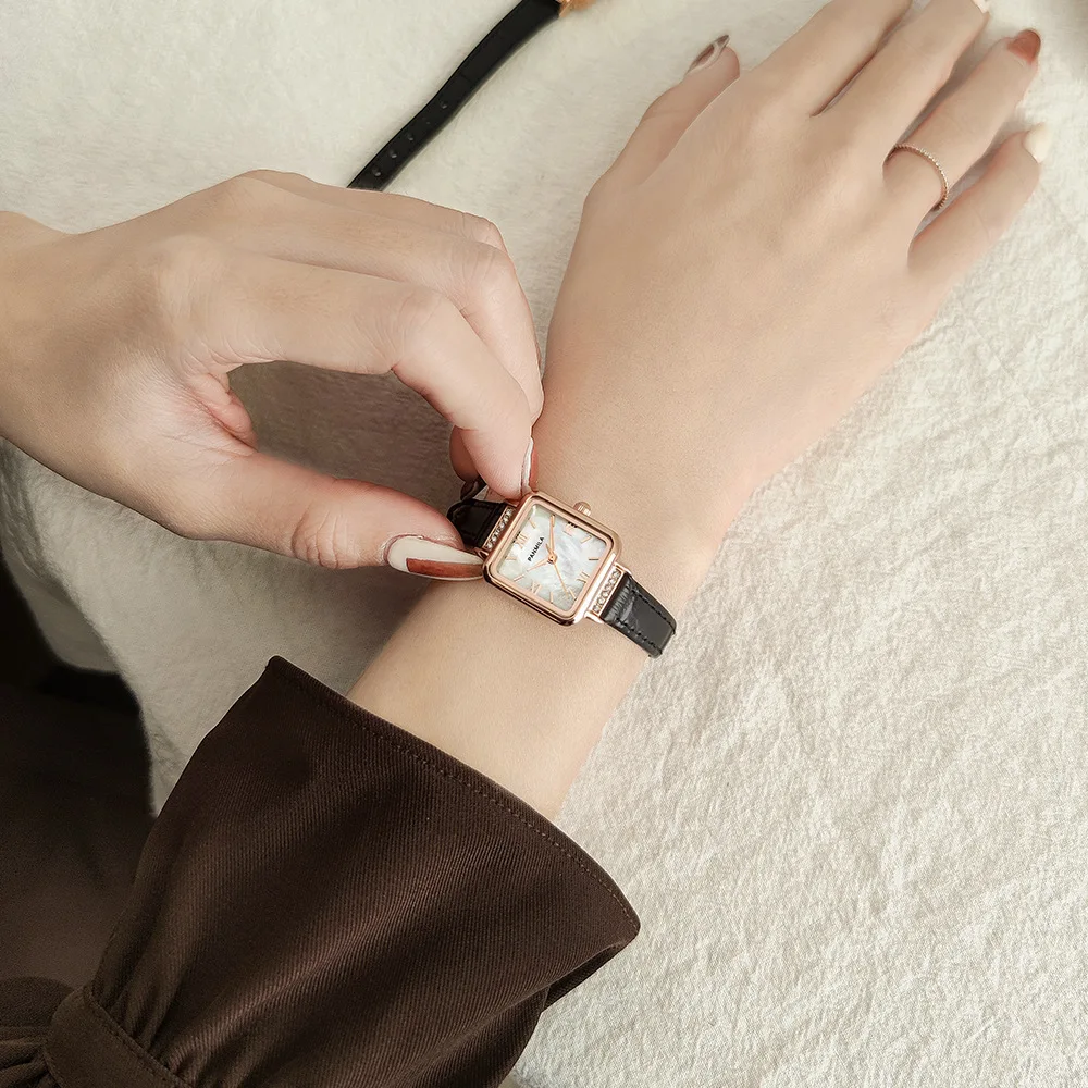Exquisite Women'S Wristwatch, Small Green Women'S Watch 2026 Fashionable Luxury Watch, Trendy Leather Strap Watch, Women'S Gift.