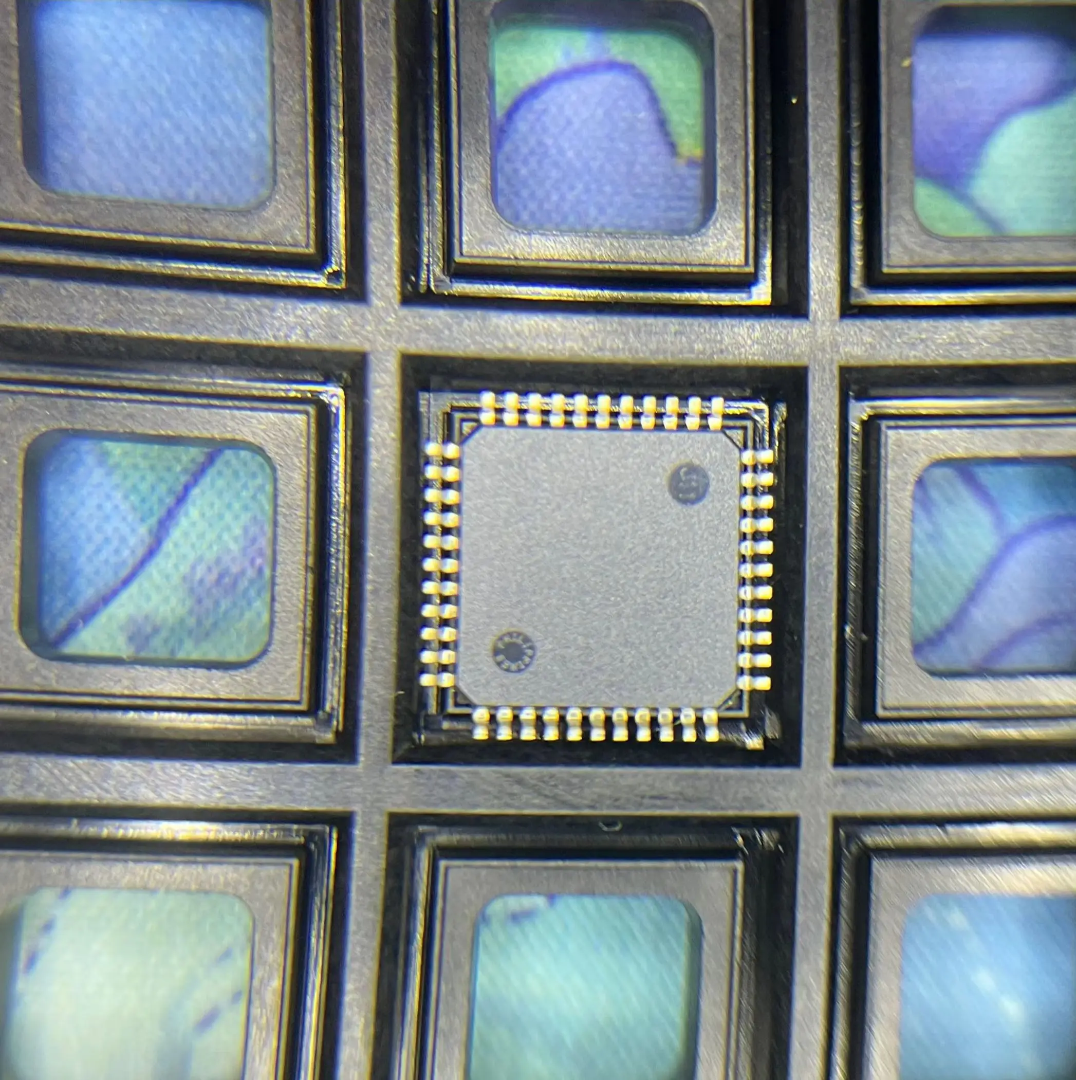 2pcs XC9536-10VQG44C   XC9536 TQFP-44 Programmable control chip