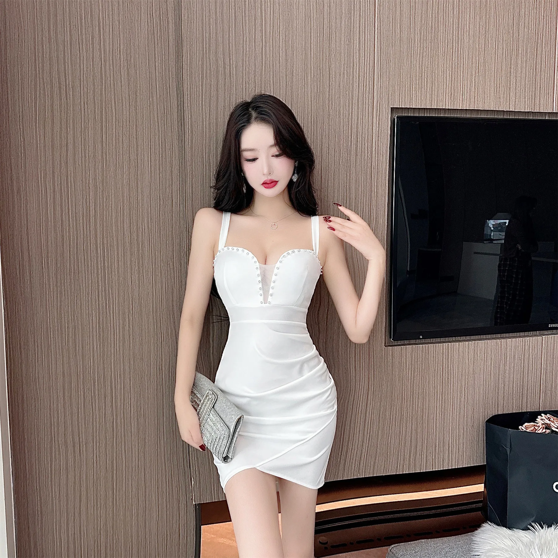 Sexy Pure Low-Cut Mesh Splicing Beads Tight-Fitting Cinched Hip Spaghetti Straps Irregular Base Dress