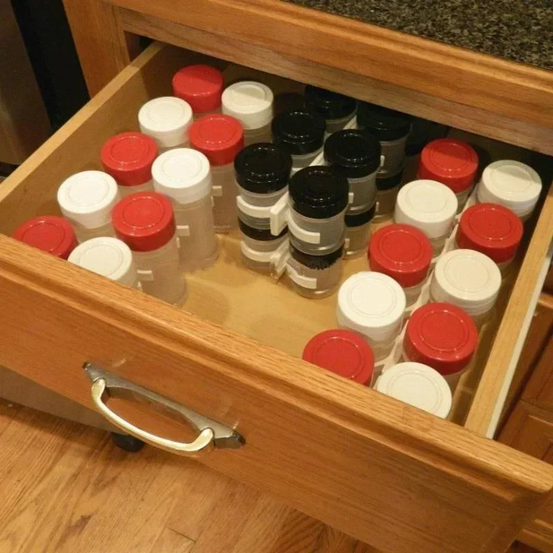 2Pcs Spice Clips Spice Gripper Clips Strips Cabinet Holder Spice Organizer Pantry and Inside Cabinet Organization