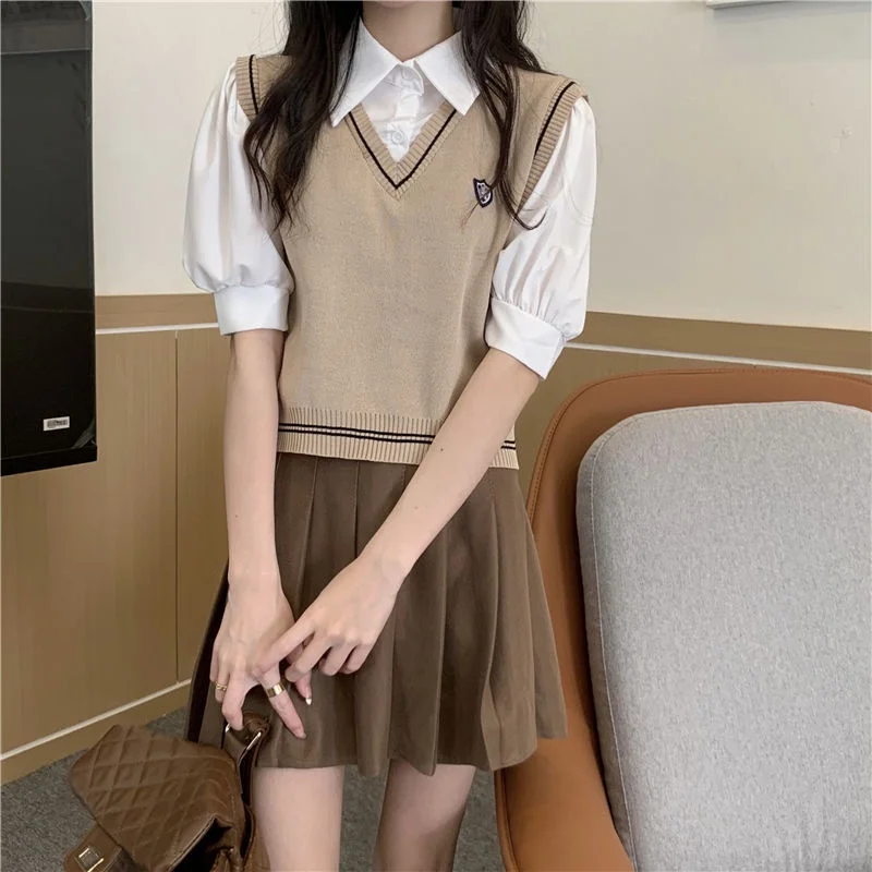 Korean Fashion V-neck Design Academy Style Contrast Short Versatile Vest Top Women