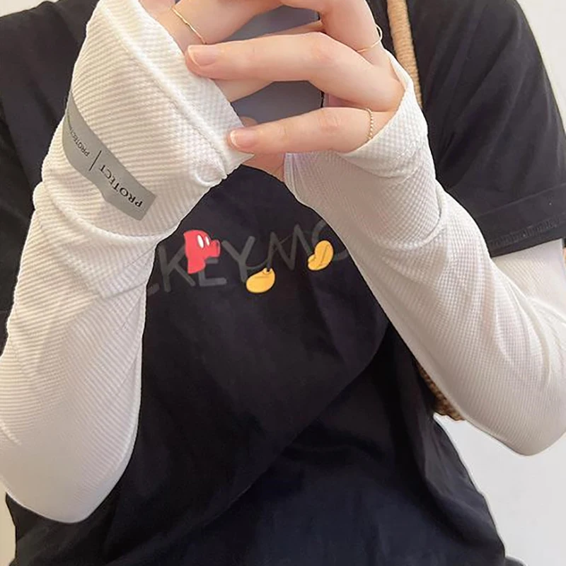 زوج واحد من أكمام الثلج الماصة للعرق للحماية من الأشعة فوق البنفسجية للرجال والنساء وأكمام للذراع للحماية من الشمس في الهواء الطلق وركوب الدراجات وأكمام أذرع تبريد للقيادة