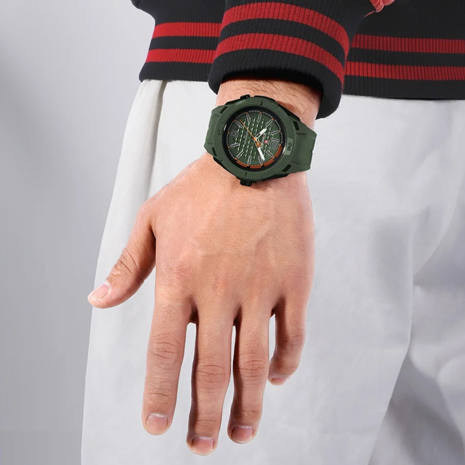 นาฬิกาข้อมือผู้ชาย NAVIFORCE ของแท้ สาย TPU แฟชั่น นาฬิกาควอตซ์ดิจิตอล กันน้ำ เข็มเรืองแสง Relogio Masculino