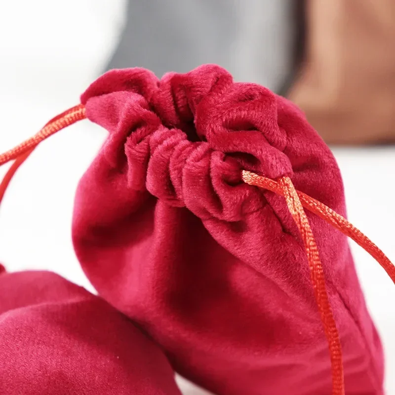 

1pcs Red Green Color Jewelry Packaging Velvet Drawstring Pouch for Cosmetic Makeup Pouches Fashion Wedding Christmas Gift Bag