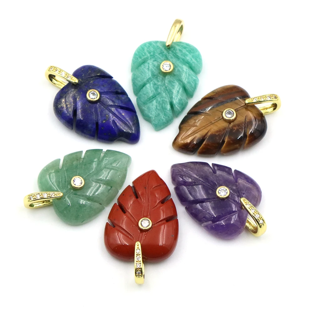 Pendentif en pierre naturelle en forme de feuille, cristal de guérison, breloque feuille sculptée, incrustation de zircone cubique plaqué or, accessoire de fabrication de bijoux DIY