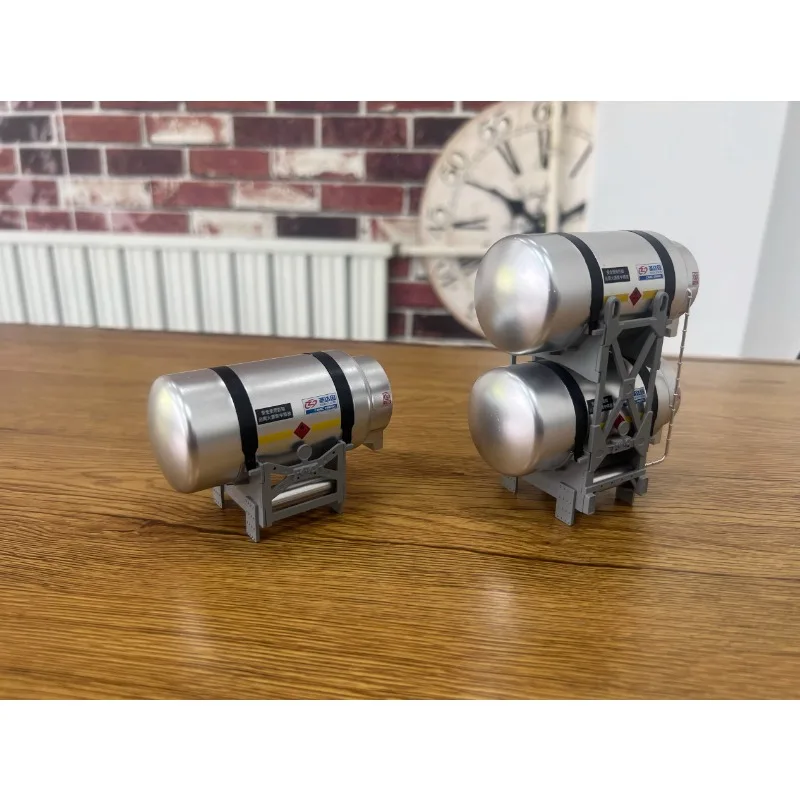 Doppio serbatoio in plastica per gas naturale per modello di emulazione 1/24 rimorchio camion trattore aggiornamento accessori decorativi attraverso la modifica