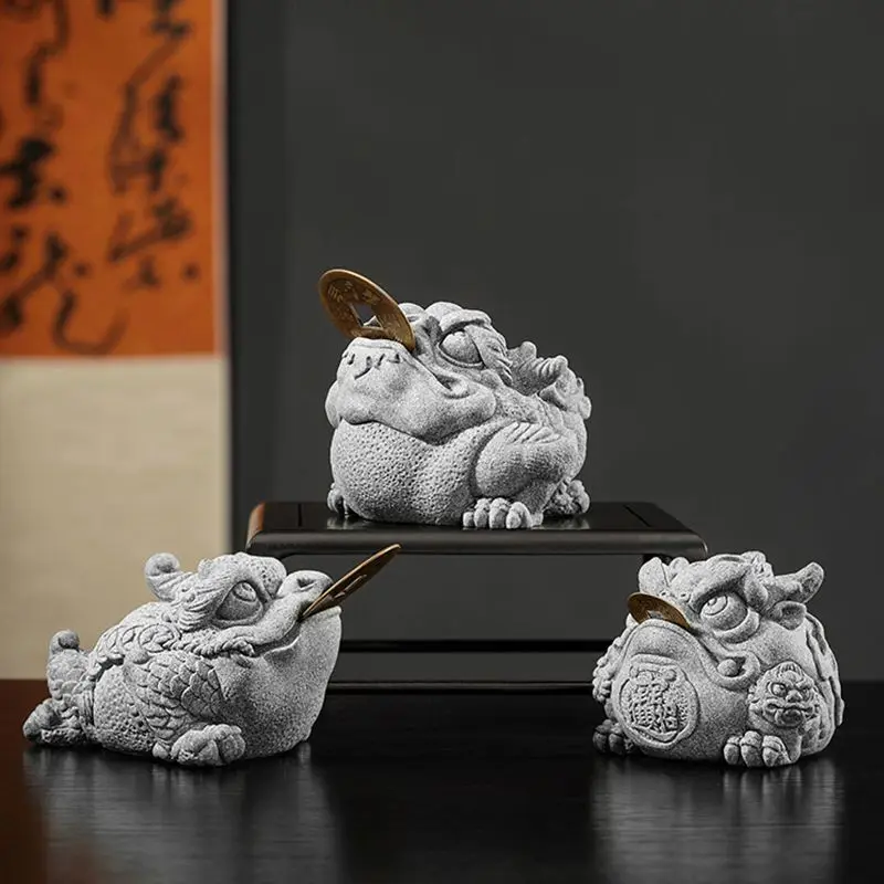 Vintage Chinese Fortune Toad Tea Pet Ornament Cement Golden Toad Statue Home Office Tea Table Decoration Craft