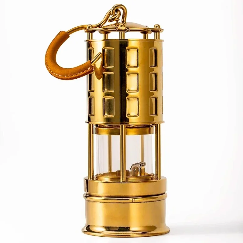 

Retro copper lamp traditional shadow flower atmosphere decorative outdoor camping lamp