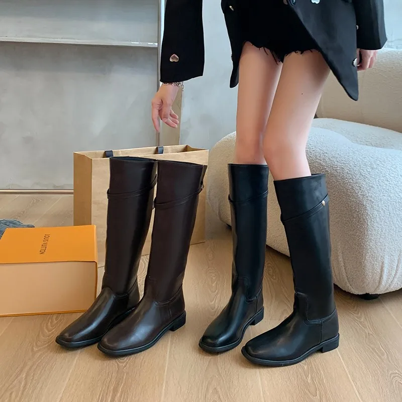 Designer Women Knee High Boots Fashion Large Cylinder Circumference Shoes Autumn Winter Low Heel Ladies Knight Long Booties