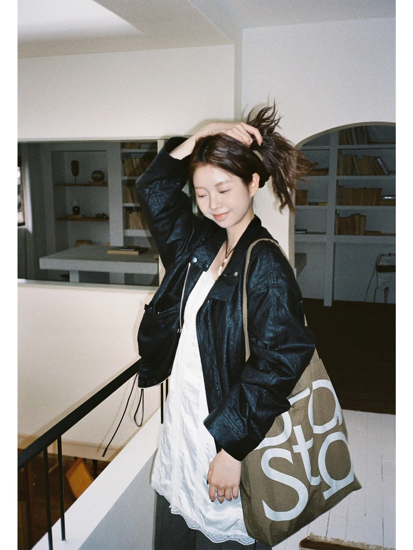 

Bla Diamond Leather Jaet Casual Loose Fit ort Outerwear Dstring Hem Collar Stand up Women's Faion Winter Coat