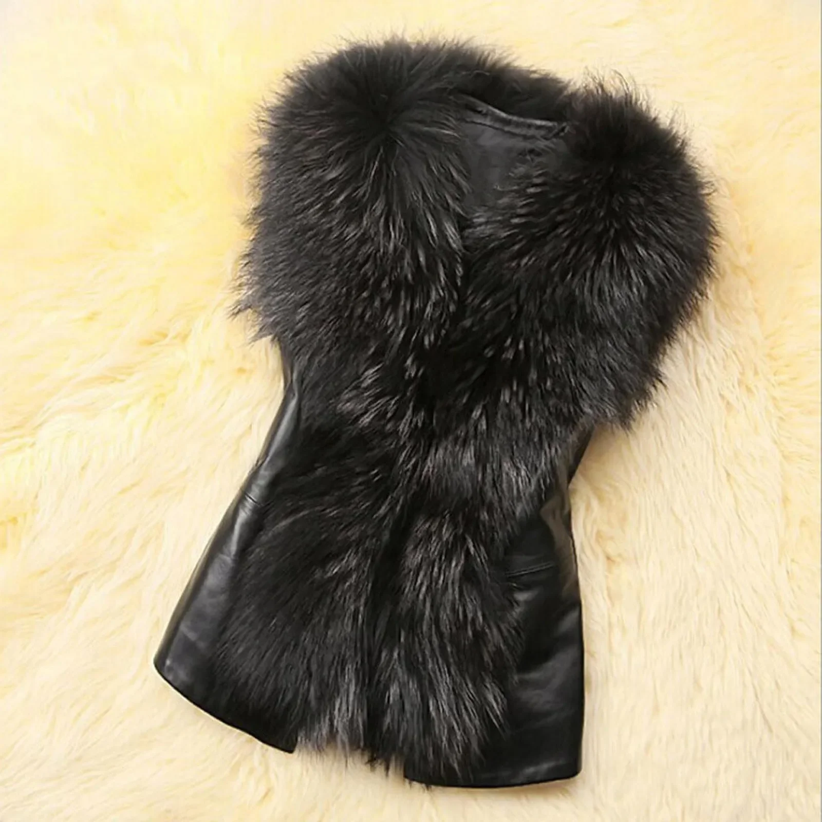 Women Fur vest Female PU Leather Waistcoat 2024 New Ladies PU Leather Splicing Faux Fox Fur Collar Sleeveless Jacket