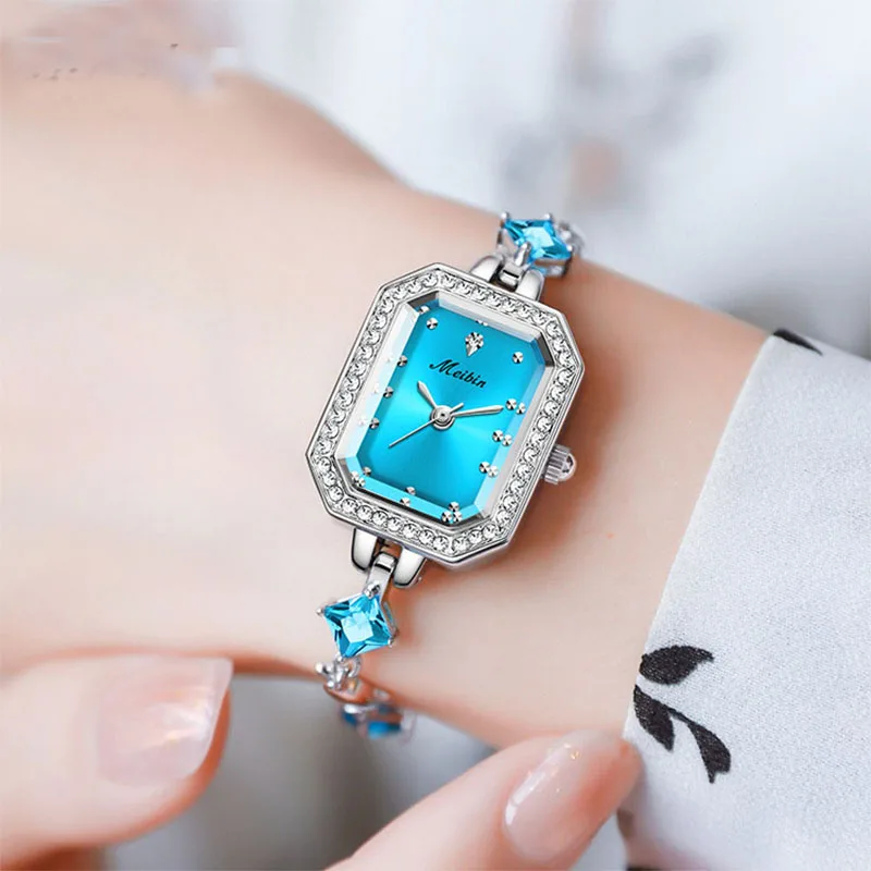 Women's Watch Brand Light Luxury Dolphin Bracelet Bracelet Bracelet Watch Fashion Waterproof Quartz Square Watch