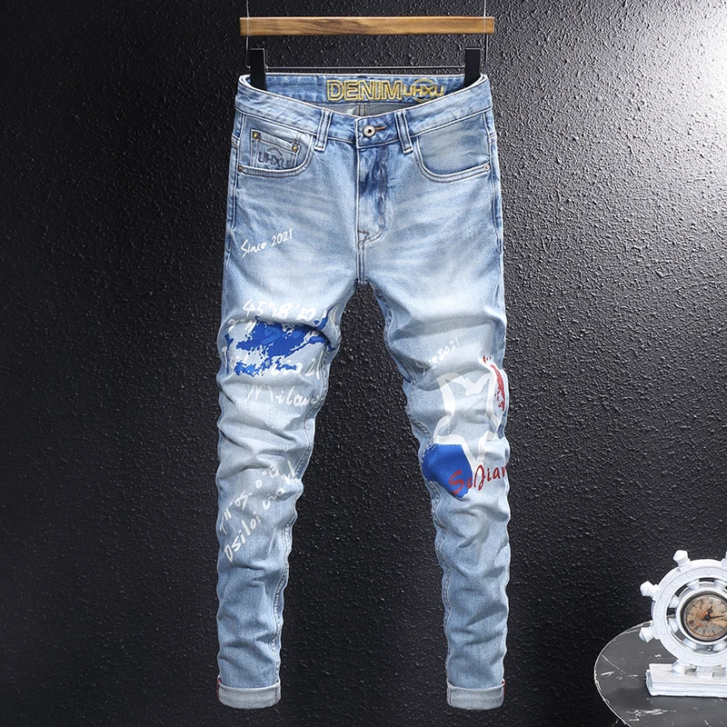 

Designer Fashion New Jeans with Scratches, Washed Nostalgic Wrinkles, Painted Blue Jeans, High Street Stretch, Slimming, Embroid