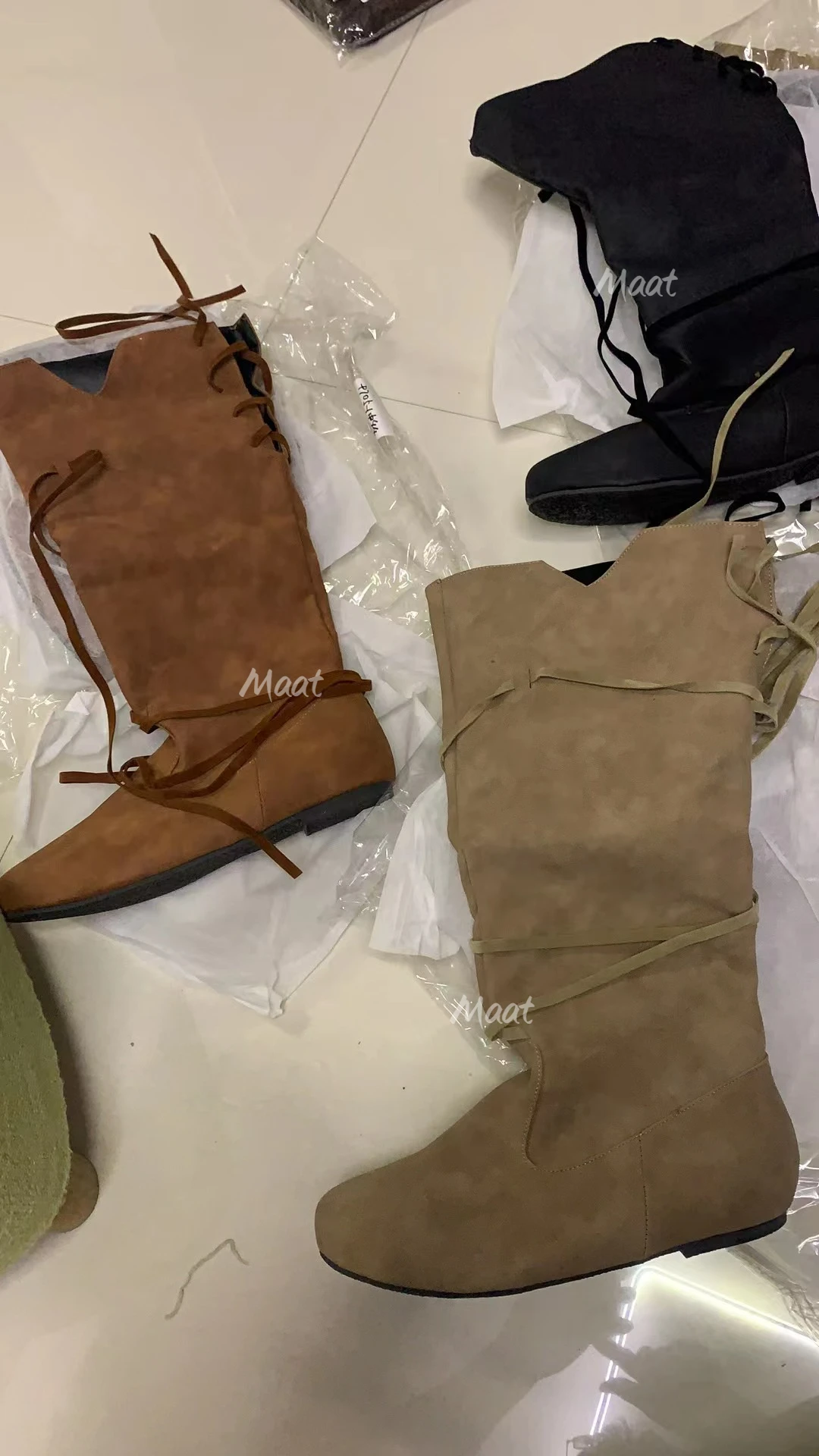 حذاء فارس للرجال بتصميم قديم من القرون الوسطى من الفايكنج حذاء لارب مصنوع من جلد البولي يوريثان حذاء محارب للحفلات التنكرية والحفلات الانيمي