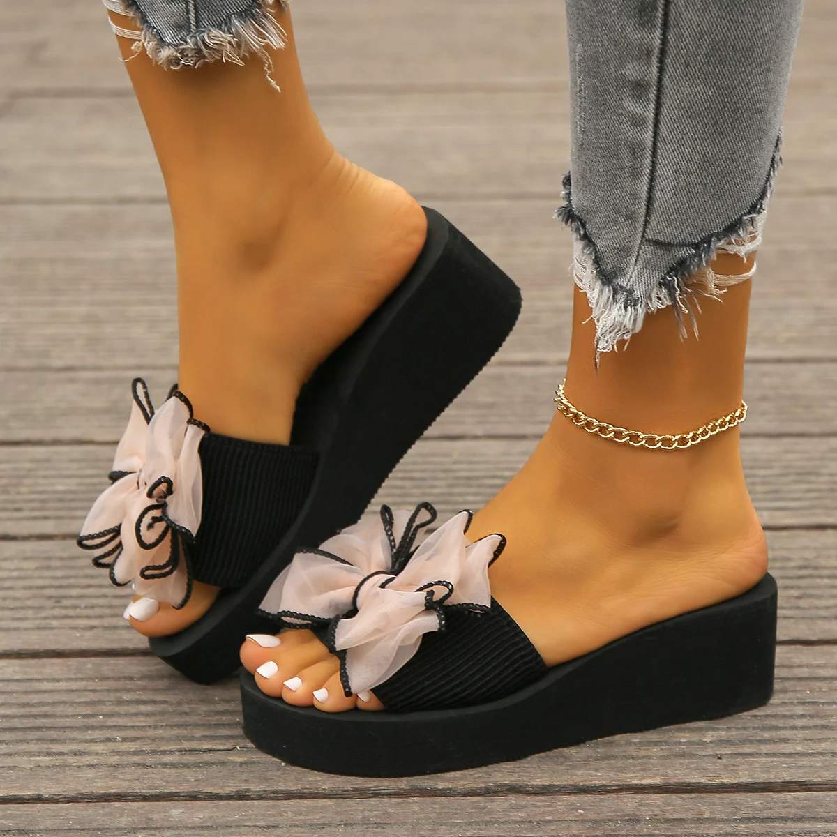 Sommersandalen für Damen, Hausschuhe mit Schleifenknoten, Flip-Flops mit hohem Absatz, modische Keilabsatz-Strandschuhe mit dicker Sohle für den Außenbereich am Strand – Detail 4