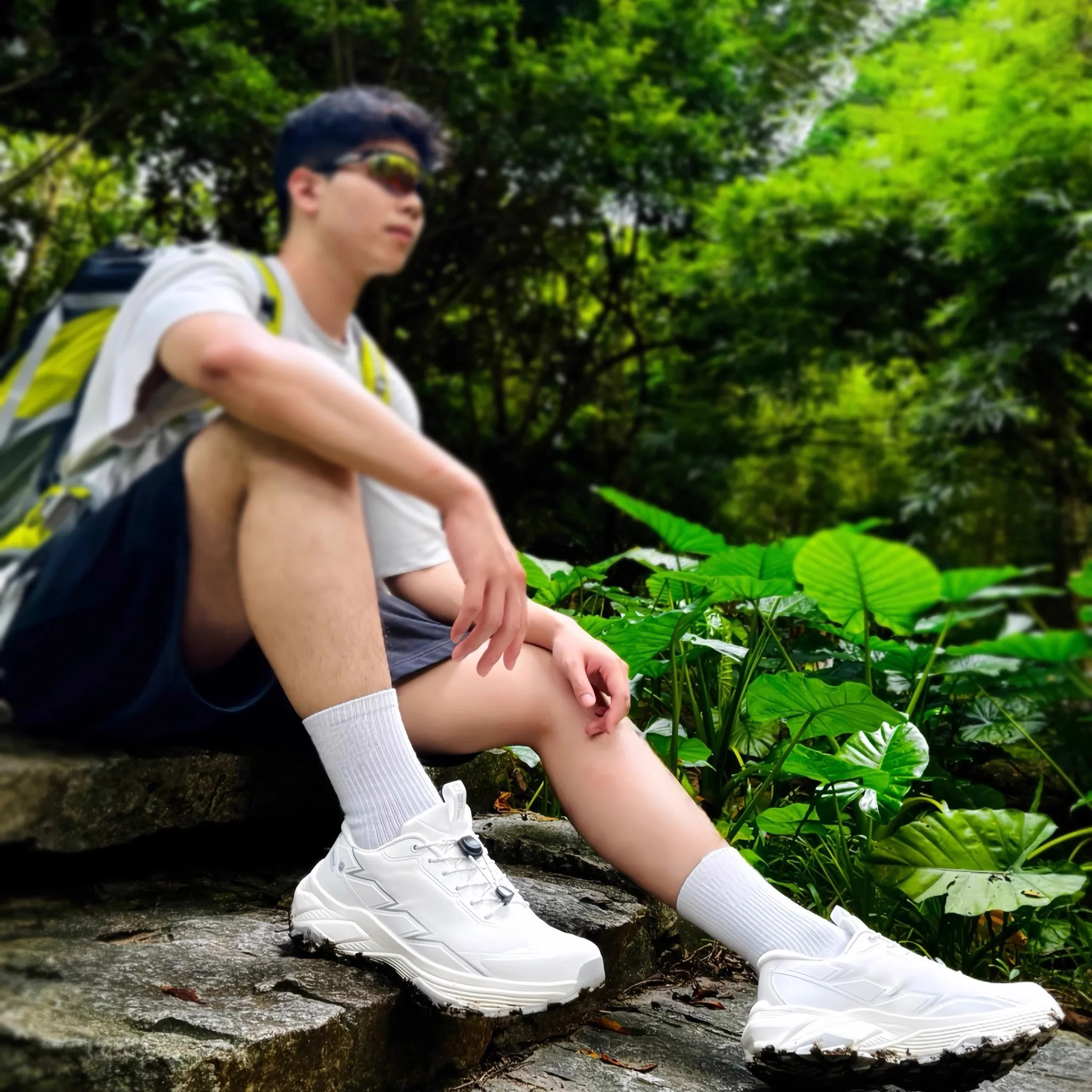 

Classic unisex hiking boots by designer brands Walking and jogging shoes in sizes 36-45 Premium quality outdoor hiking boots