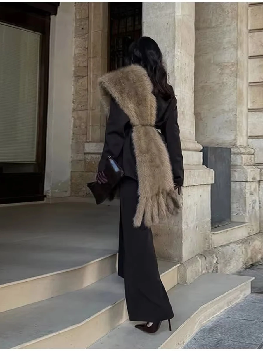 LIMO Women 2026 New Faux Fur Tassel Scarf Autumn Winter Plush Luxury Shawl Neck Wrap