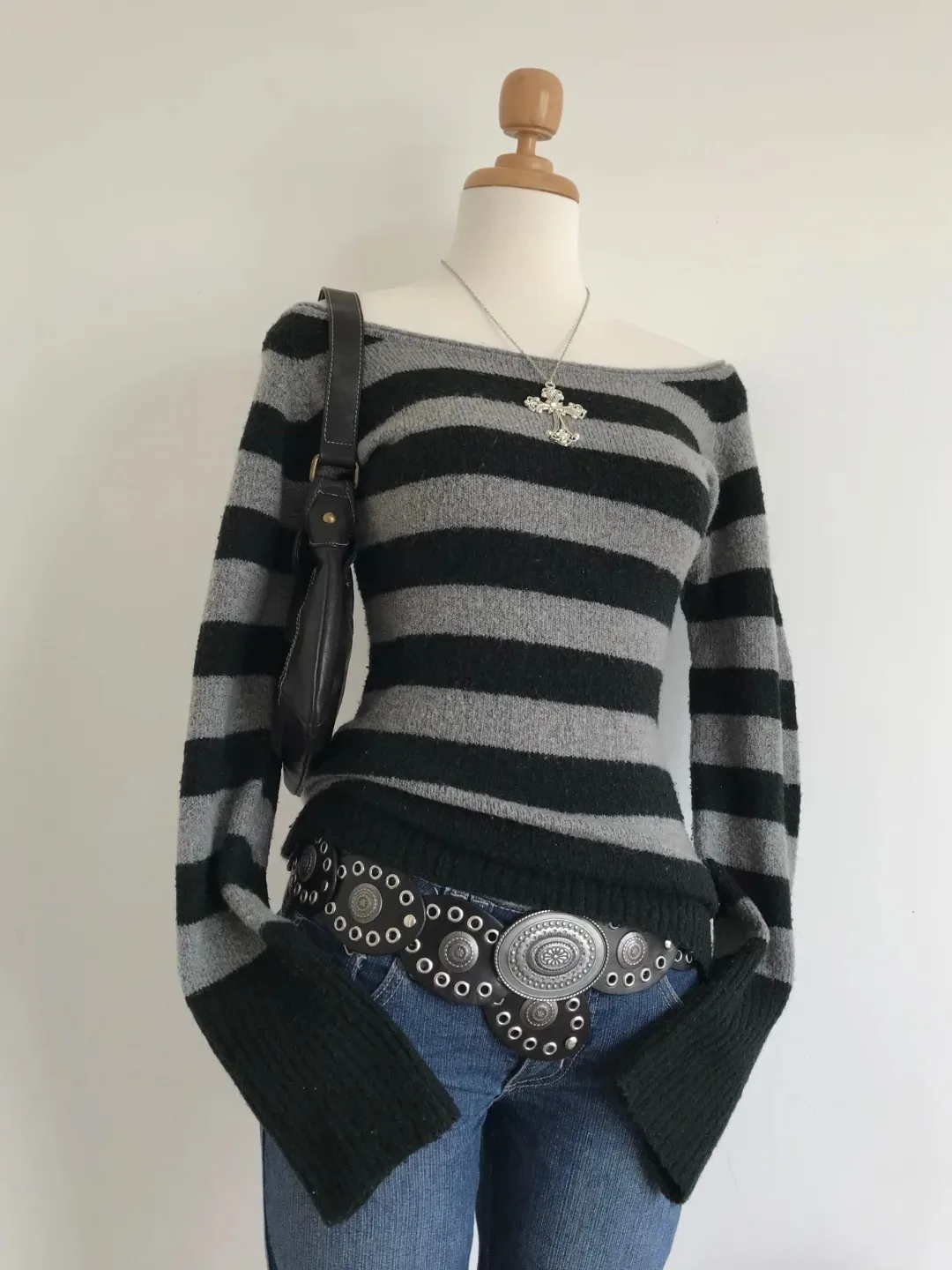 2000s الملابس y2k مخطط محبوك المحاصيل الأعلى الجرونج الجمالية المرأة خريف شتاء قبالة الكتف كم كامل تي شيرت خمر Harajuku