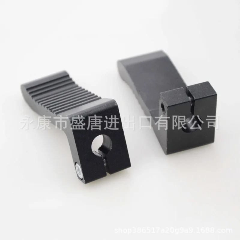 Рисунок 3 - 1 пара, маленькие ножки-шипы Goofit