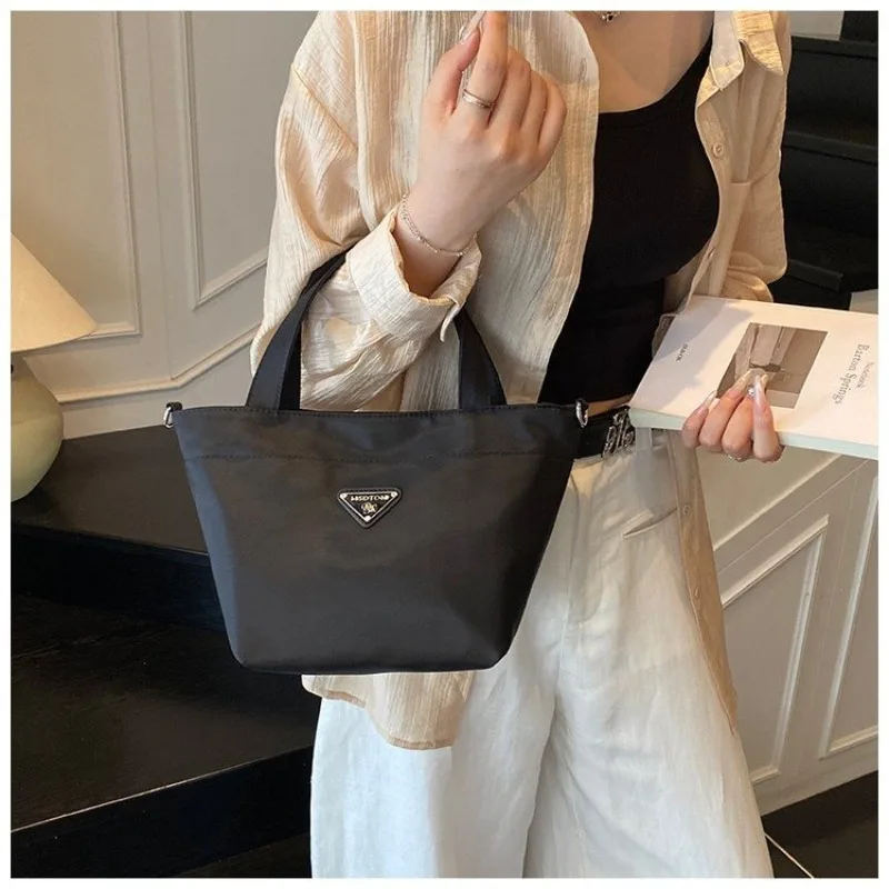 نموذج جديد حقيبة كروس نسائية طباعة تصميم ريترو حزام قابل للتعديل حقيبة كتف خفيفة الوزن للتسوق والسفر المحمولة #3