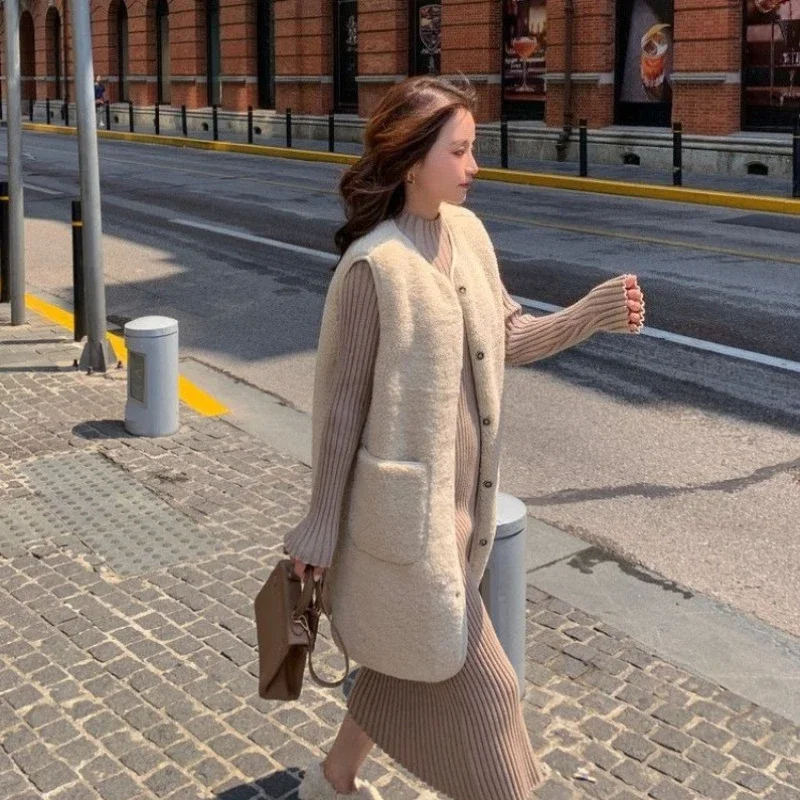 

Premium Lamb Fleece Blazer Vest Lightweight Winter Outerwear for Women with Detachable Hood​