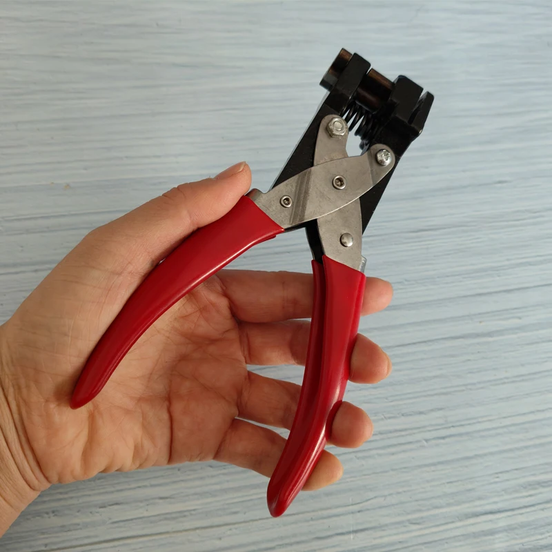 T Shape Hole Punch Slot Furadores Hardballs PVC Card Plier 26x8x4mm Stationery Supply Card Cutting Cutter
