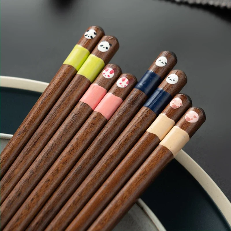 4 Pair Handmade Tableware Chopsticks Natural Wooden Cartoon Pattern Ironwood Chopstick Kitchen Tools Sushi Chopsticks Dinnerware