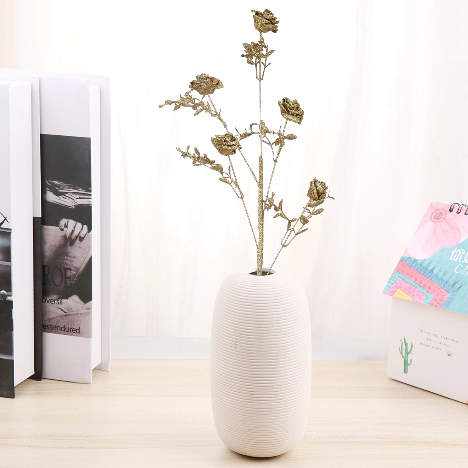 

Household Artificial Rose Christmas Centerpieces Simulation Plastic Flower Outdoor Fake Flowers