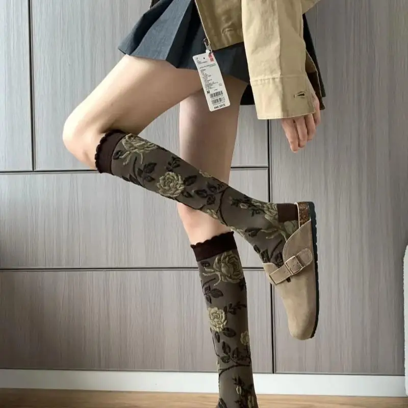 5pair  French Retro Style Curry Color Calf Socks Rose Embroidery Temperament High end Stockings Fashionable Slim Embroidered