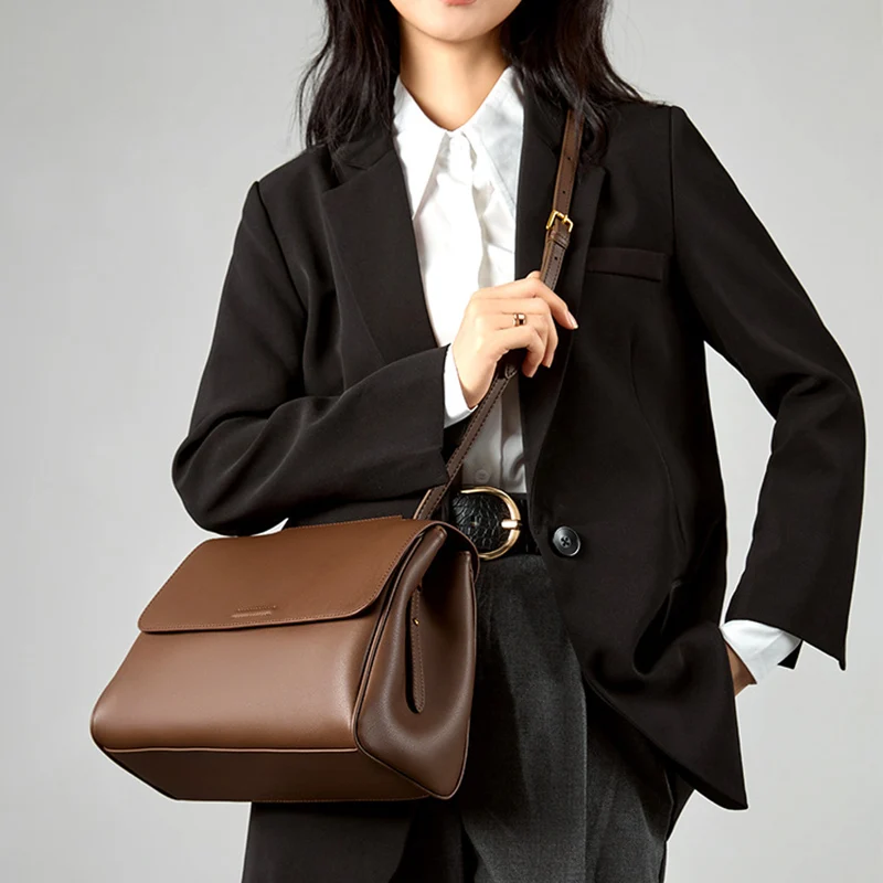 Elegant Daily Work Commute Office Handbag for Women Minimalist Smooth Genuine Leather Shoulder Bag Flap Crossbody Messenger Bags