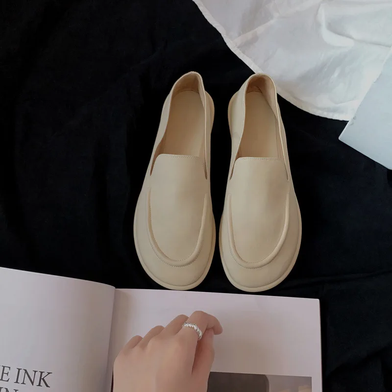 

Женские туфли на плоской подошве с мягкой подошвой и круглым носком, кожаная версия, повседневная обувь без шнуровки для мамы и облака, зимняя резиновая подошва