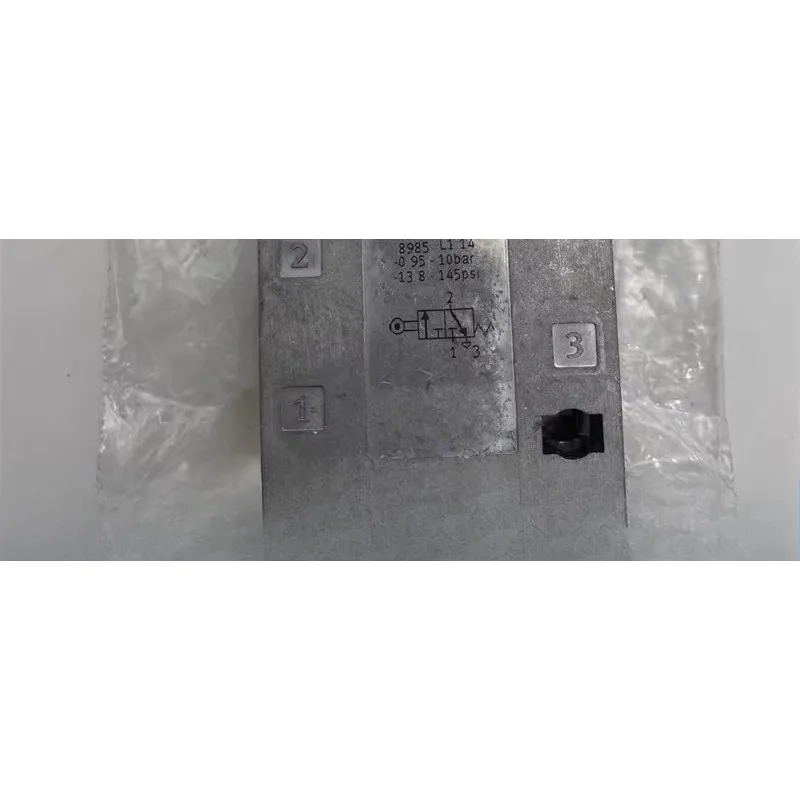 Parts forFESTO Festo Roller Lever Valves R - 3-1/4 - B 8985 R 5 1/4-B 8996