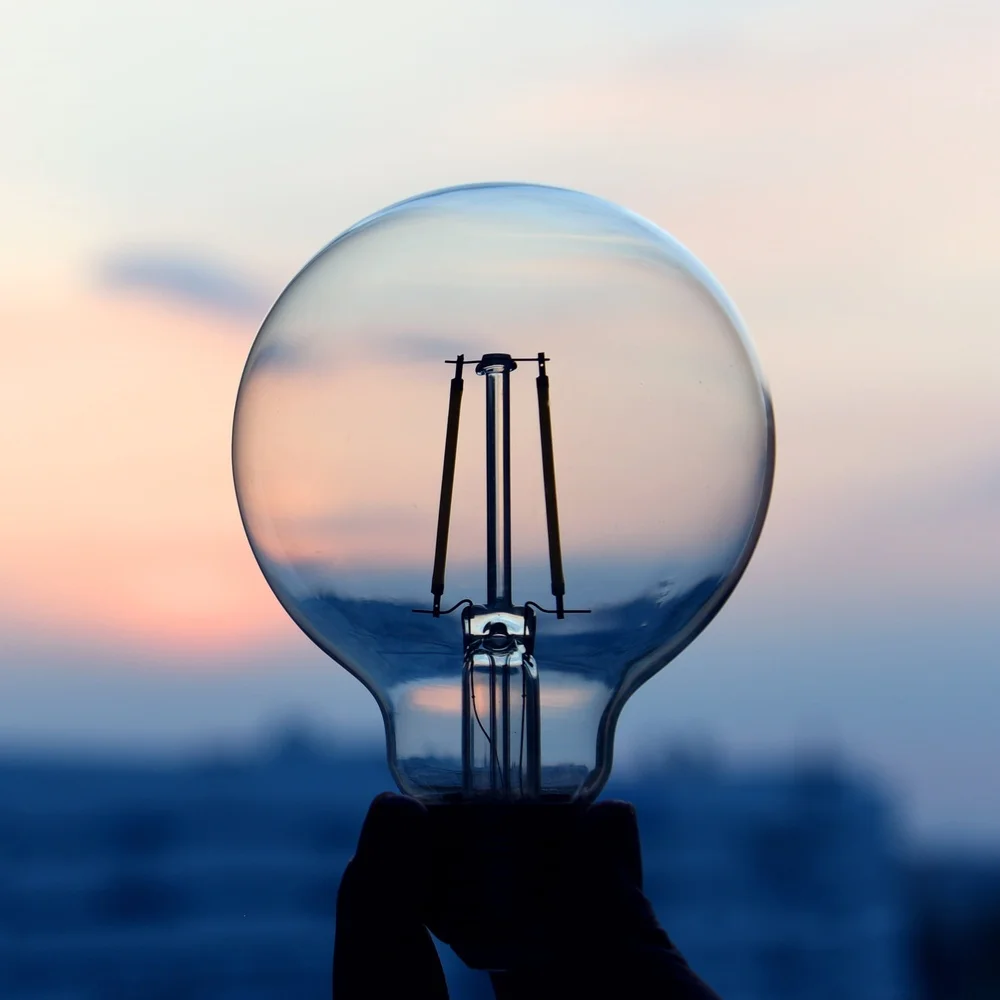 G25 LED 電球 3W 60W 相当 調光可能 昼光グローブ E26 ベース 500 ルーメン 省エネ 3 パック 防湿定格