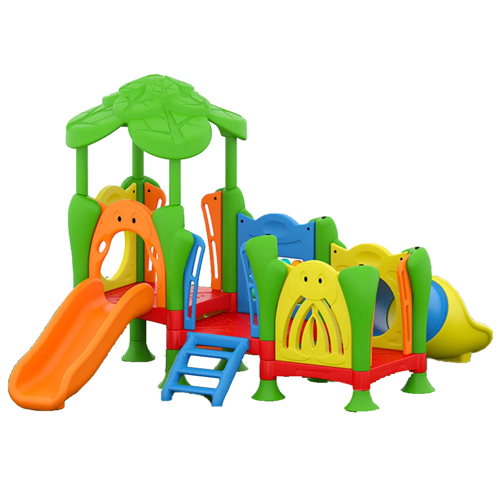 Small Outdoor Amuse… - image