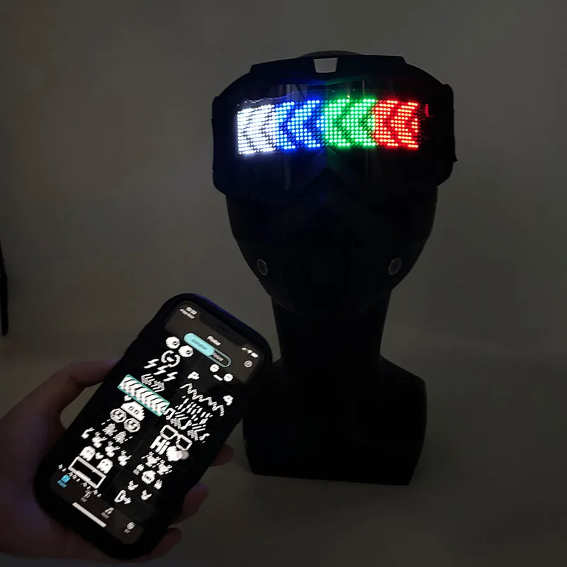 Cool Bluetooth-bediening LED-gezichtsmasker Programmeerbaar oplichtende Harley-maskers USB-opladen Heren Dames Nachtshow Prestatiebenodigdheden