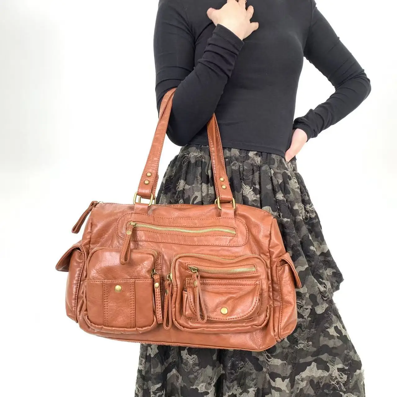 

Y2K Street Hot Girl Multi Pocket Shoulder Bag Large Capacity Millennium Retro Cross Shoulder Bag