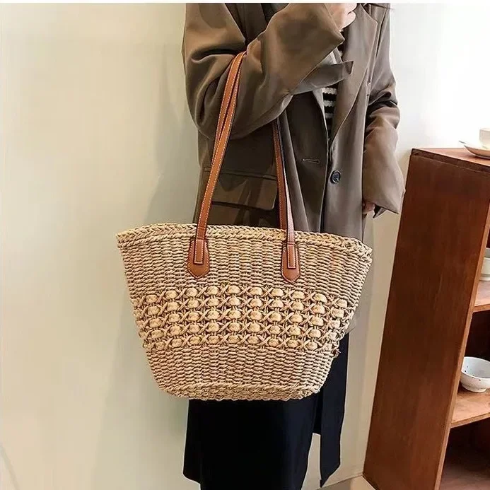 New Handmade Swallowtail Woven Bag Fashion Shoulder Bag Commuting Large Capacity Summer Women's Bag