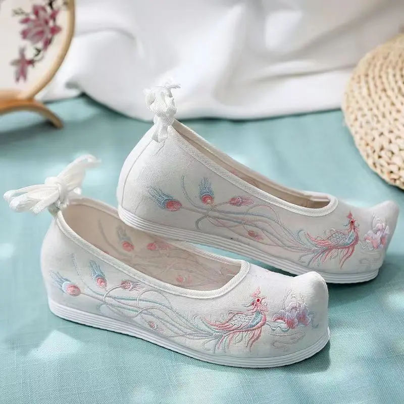 Traditional Cloth Shoes Upturned Bow Shoes Hanfu Shoes Ancient Style Lace Up Ancient Embroidered Shoes Elevated Dance Shoes