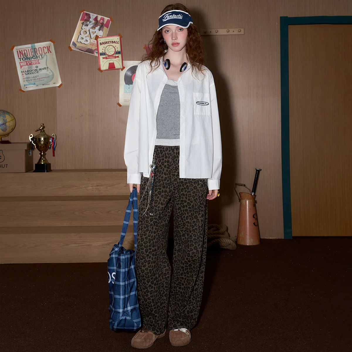 2025 Autunno Donna 100% cotone Camicia oversize con orlo a fessura Camicetta rilassata Boyfriend Fit Traspirante Manica lunga Bianco Casual Top