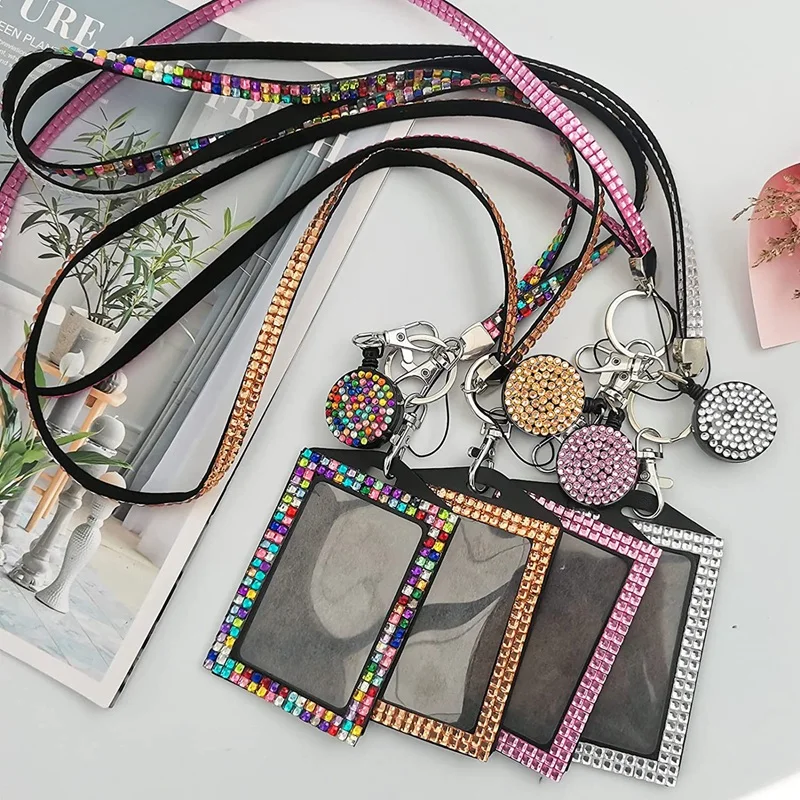 4 مجموعات حجر الراين الحبل بلينغ حامل بطاقة الهوية كريستال قابل للسحب شارة بكرة حجر الراين الرقبة الحبل حامل بطاقة حامل