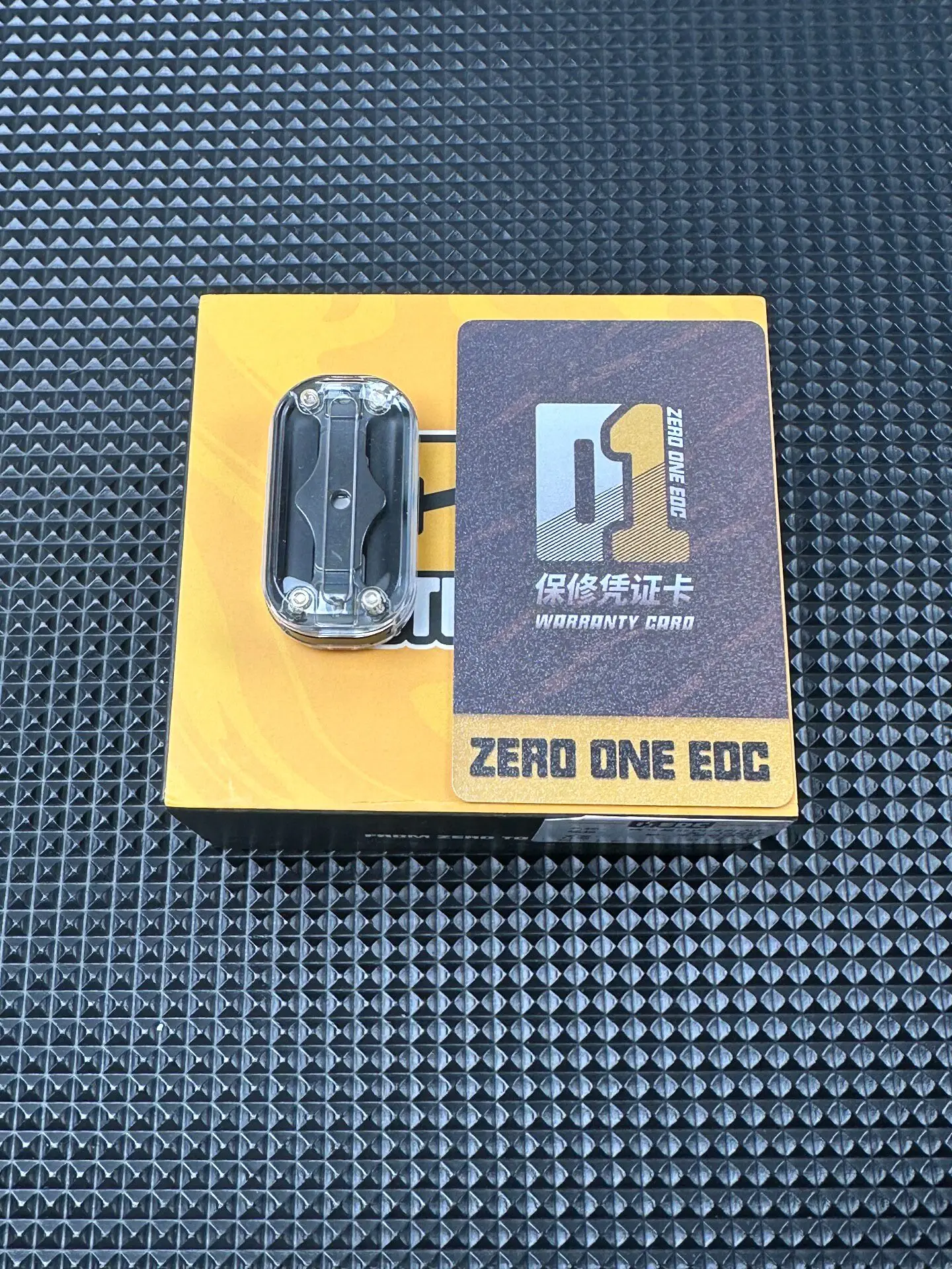 Used EDC 01 Zirconium Horse Ultra-thin Ejection Liner Dense Track Type A + No. 12 Transparent Case