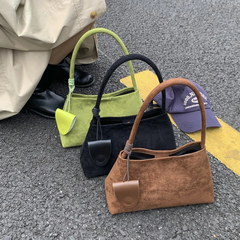 

Fashionable Women's Leather Crossbody Bag Messenger Shoulder By Famous Designer Luxury Brand Popular Classic Elegant