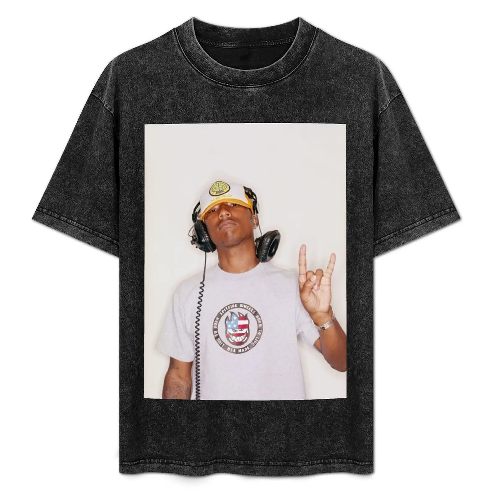 

Pharrel N.E.R.D. T-Shirt Classic Print Short Sleeve Shirt