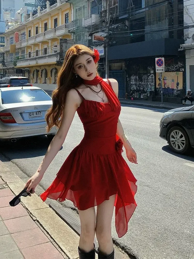 Vestido feminino de verão, vermelho, bainha assimétrica, sem mangas, cintura alta, malha em camadas, mini vestido, sexy, elegante, slim fit, estilo francês