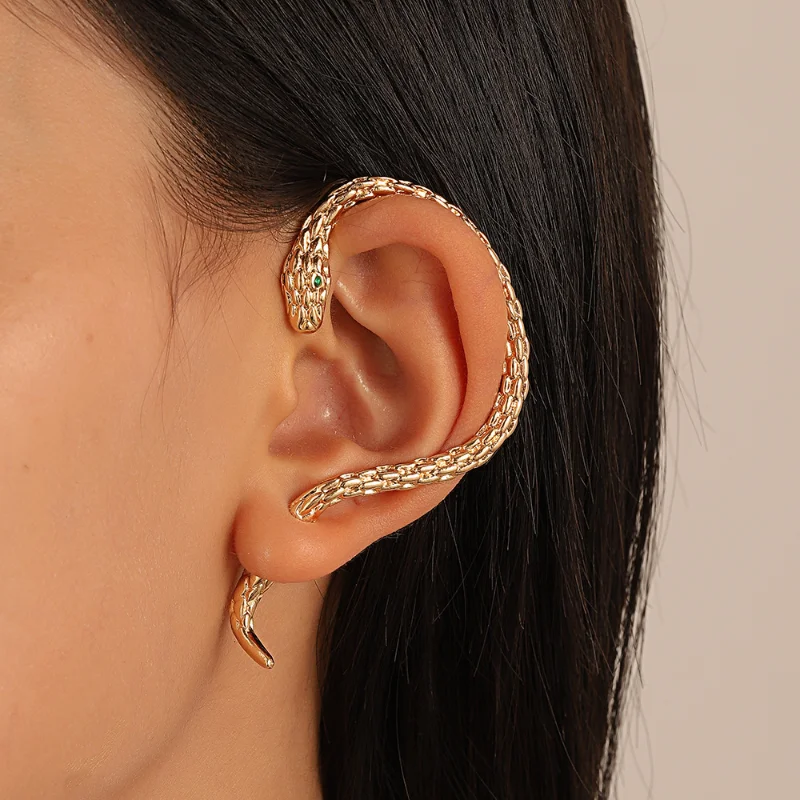 Vintage Gothic Coiled Snake Shaped Earrings Lady Bohemian Style Ear Clip Perforated Ear Fashion Ladies' Luxury Earrings Women