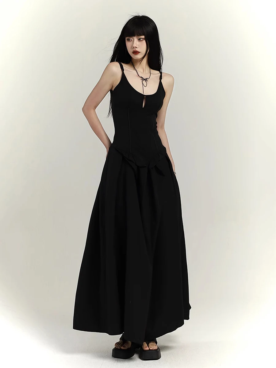 Rororiri aus geschnitten Frauen Maxi lange schwarze Kleid Stich solide lässige Spaghetti träger O-Ausschnitt Sommer einteilige Steampunk Goth Kleidung