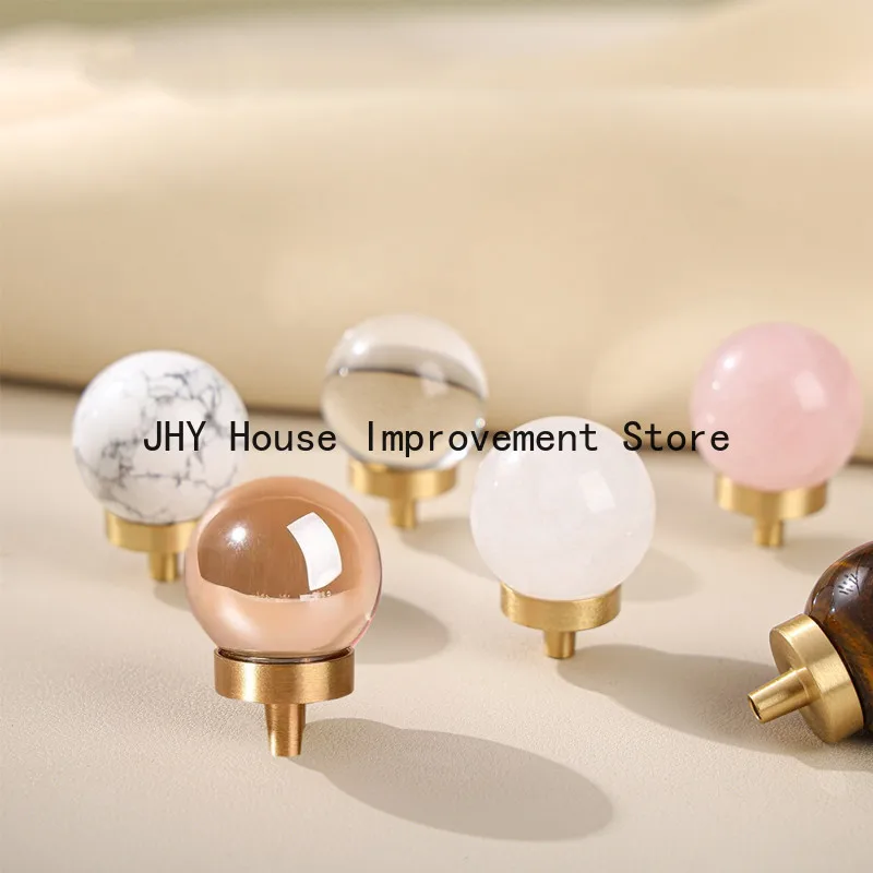 

Новая креативная ручка-кнопка из латуни с кристаллами, роскошная латунная ручка для дверей шкафов, обувных тумб и ящиков, латунная ручка-шар с кристаллами